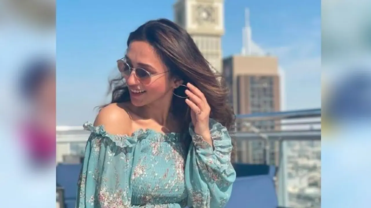 'পার্লামেন্ট না ফ্যাশন শো', সোশ্যাল মিডিয়ায় ভিডিও পোস্ট করতেই কটাক্ষের মুখে মিমি 'পার্লামেন্ট না ফ্যাশন শো', সোশ্যাল মিডিয়ায় ভিডিও পোস্ট করতেই কটাক্ষের মুখে মিমি