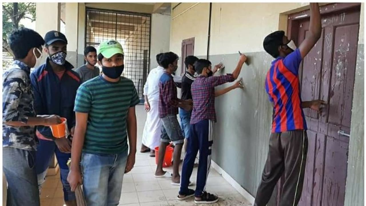 സ്കൂൾ തുറക്കുന്നു; സംസ്ഥാനത്തെ വിദ്യാലയങ്ങളിലെ ശുചീകരണ പ്രവര്ത്തനങ്ങള് തകൃതിയായി മുന്നോട്ട് സ്കൂൾ തുറക്കുന്നു; സംസ്ഥാനത്തെ വിദ്യാലയങ്ങളിലെ ശുചീകരണ പ്രവര്ത്തനങ്ങള് തകൃതിയായി മുന്നോട്ട്