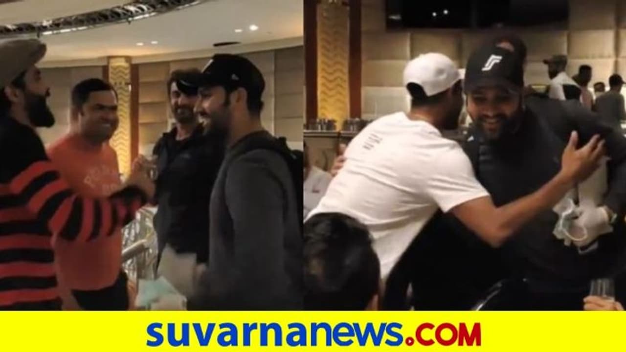 ಟೀಂ ಇಂಡಿಯಾ ಕೂಡಿಕೊಂಡ ರೋಹಿತ್; ಕೋಚ್ ಶಾಸ್ತ್ರಿಯಿಂದ ಸಿಕ್ತು ಒಳ್ಳೆಯ ಕಾಂಪ್ಲಿಮೆಂಟ್ ಟೀಂ ಇಂಡಿಯಾ ಕೂಡಿಕೊಂಡ ರೋಹಿತ್; ಕೋಚ್ ಶಾಸ್ತ್ರಿಯಿಂದ ಸಿಕ್ತು ಒಳ್ಳೆಯ ಕಾಂಪ್ಲಿಮೆಂಟ್