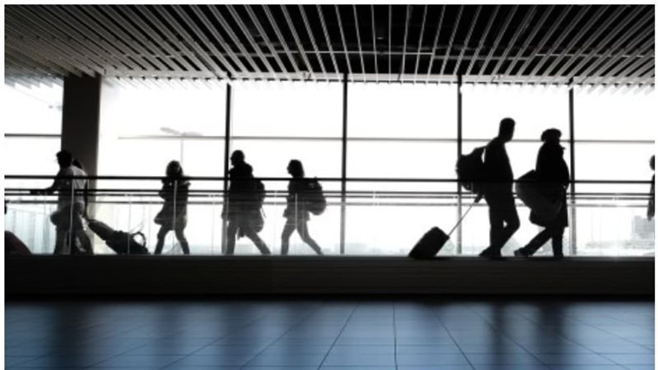 നാട്ടില്‍ പോകാനാകാതെ കുടുങ്ങിയ പ്രവാസികള്‍ക്ക് മികച്ച അവസരം; രണ്ടു ദിവസത്തിനകം കോണ്‍സുലേറ്റുമായി ബന്ധപ്പെടണം