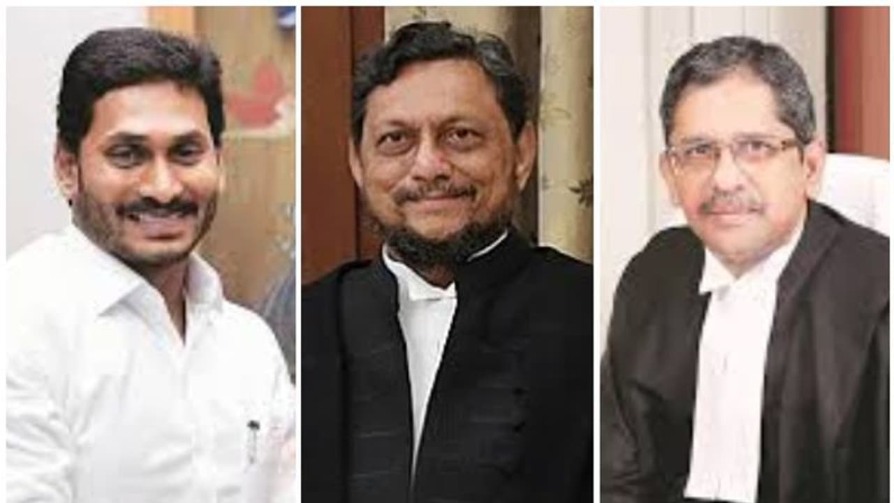 ജസ്റ്റിസ് എൻ വി രമണക്കെതിരായ ആരോപണം; പരാതി സത്യവാങ്മൂലമായി സമര്പ്പിക്കാൻ ചീഫ് ജസ്റ്റിസിന്റെ നിര്ദ്ദേശം ജസ്റ്റിസ് എൻ വി രമണക്കെതിരായ ആരോപണം; പരാതി സത്യവാങ്മൂലമായി സമര്പ്പിക്കാൻ ചീഫ് ജസ്റ്റിസിന്റെ നിര്ദ്ദേശം