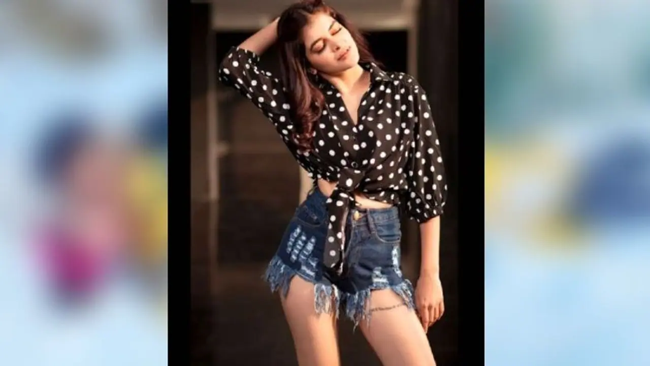 অভিশপ্ত ২০২০ বিদায় নিতেই স্বস্তির নিশ্বাস মধুমিতার, শহর থেকে দূরেই খুঁজে পেলেন শান্তি অভিশপ্ত ২০২০ বিদায় নিতেই স্বস্তির নিশ্বাস মধুমিতার, শহর থেকে দূরেই খুঁজে পেলেন শান্তি