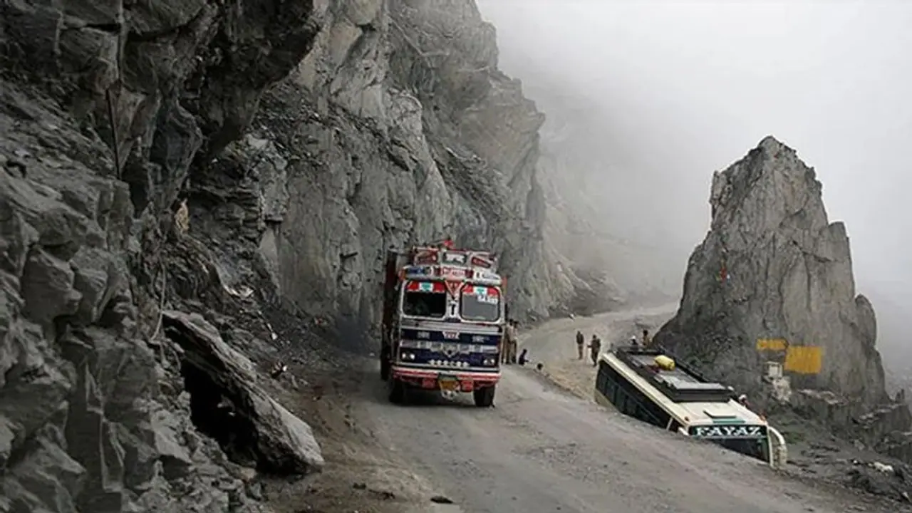 Work underway on 5 major roads in Ladakh