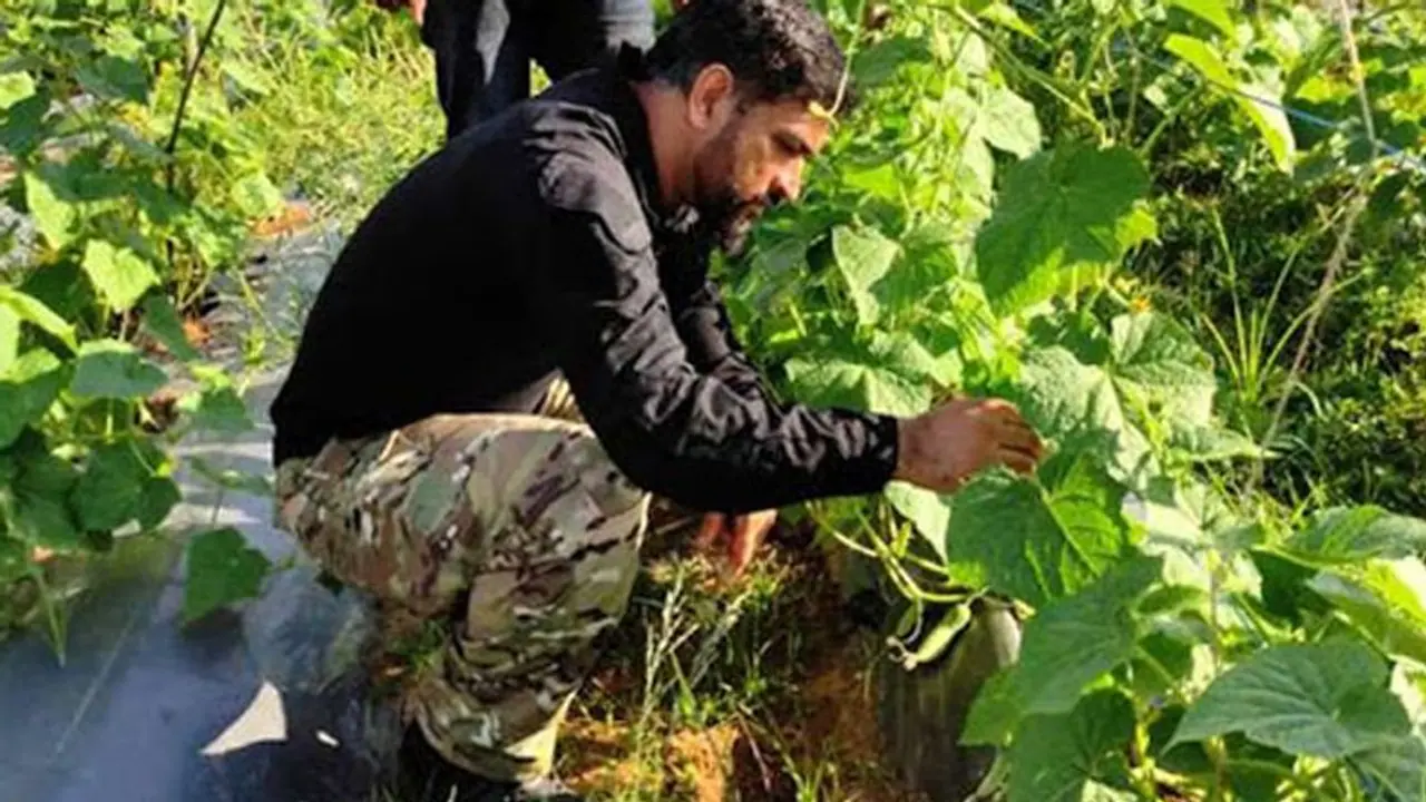 Meet MS Dhoni, the farmer with big plans Meet MS Dhoni, the farmer with big plans
