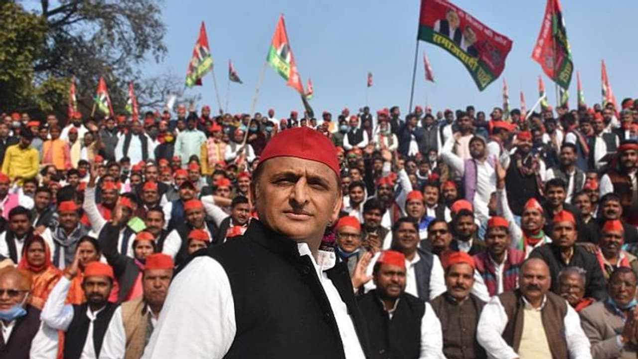 'ಬಿಜೆಪಿ ವಿತರಿಸೋ ಲಸಿಕೆ ಹಾಕಿಸ್ಕೊಳ್ಳಲ್ಲ, ನಮ್ಮ ಸರ್ಕಾರ ಬಂದ್ರೆ ಉಚಿತ ವ್ಯಾಕ್ಸಿನ್' 'ಬಿಜೆಪಿ ವಿತರಿಸೋ ಲಸಿಕೆ ಹಾಕಿಸ್ಕೊಳ್ಳಲ್ಲ, ನಮ್ಮ ಸರ್ಕಾರ ಬಂದ್ರೆ ಉಚಿತ ವ್ಯಾಕ್ಸಿನ್'