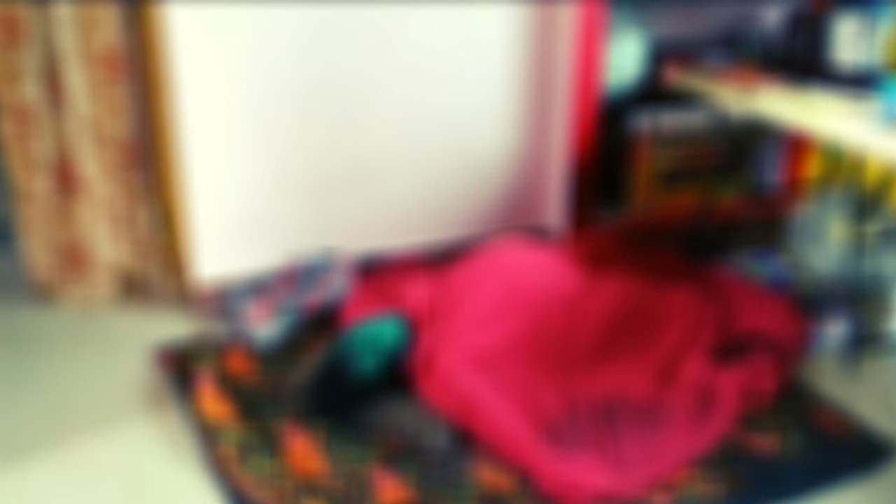 मां के शव को 20 दिन घर में रख बैठे रहे बच्चे, पूजा करते और कहते मम्मी की आत्मा वापस भेजेंगे भगवान मां के शव को 20 दिन घर में रख बैठे रहे बच्चे, पूजा करते और कहते मम्मी की आत्मा वापस भेजेंगे भगवान