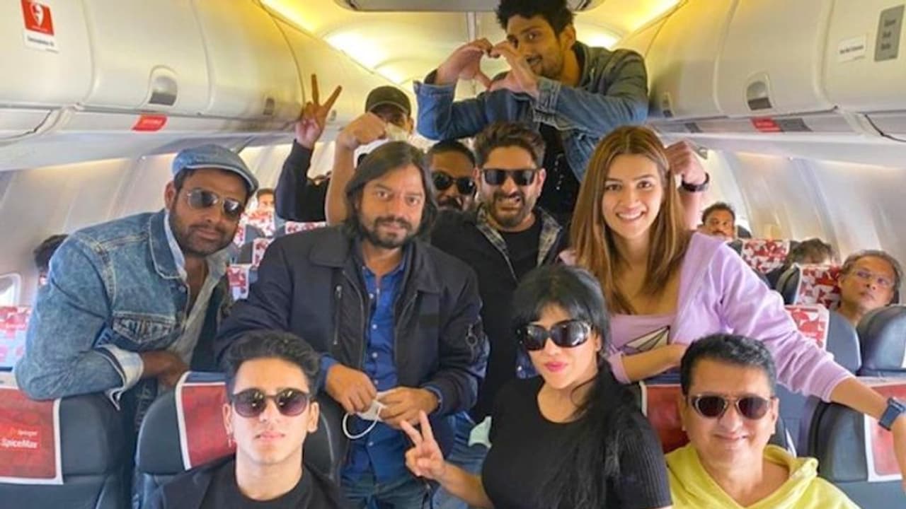 Akshay Kumar, Kriti Sanon's Bachchan Pandey shoot starts in Jaisalmer Akshay Kumar, Kriti Sanon's Bachchan Pandey shoot starts in Jaisalmer