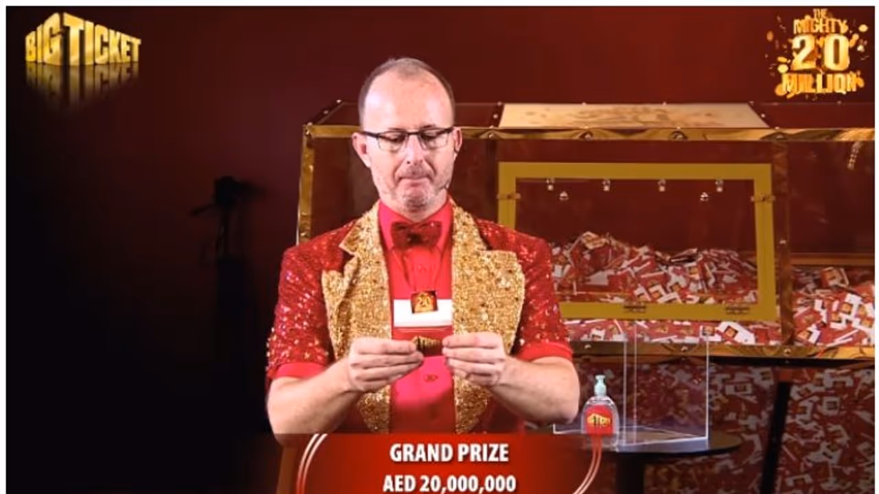 40 കോടി സമ്മാനം നേടിയ മലയാളിയെ കണ്ടെത്താന്‍ പൊതുജനങ്ങളുടെ സഹായം തേടി ബിഗ് ടിക്കറ്റ് അധികൃതര്‍