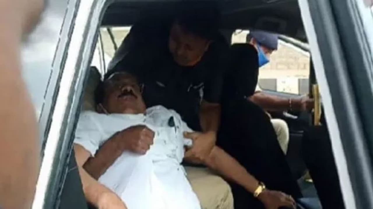 സദാനന്ദ ഗൗഡയുമായി ഫോണിൽ സംസാരിച്ച് പ്രധാനമന്ത്രി; വിശ്രമിക്കാൻ നിർദ്ദേശം