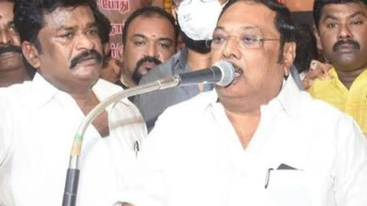 மு.க.அழகிரி மீதான வழக்கு... சென்னை உயர் நீதிமன்றத்துக்கு மாற்றம்..!