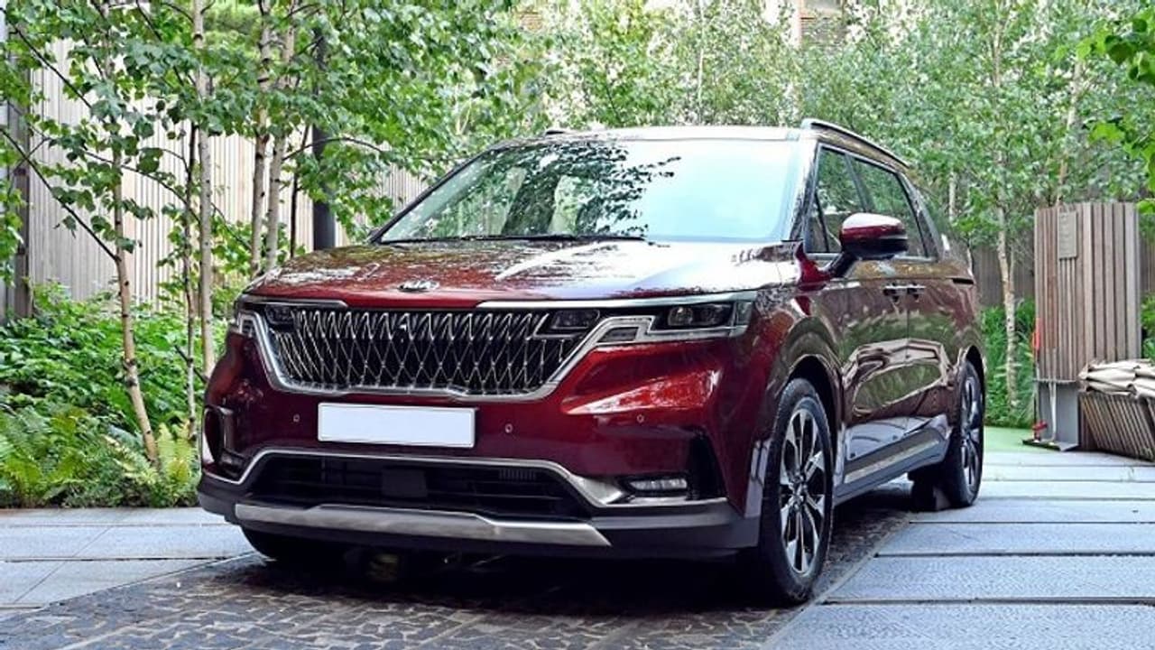 Kia Motors भारत में लॉन्च करेगी 7 सीटर MPV, जानें किन कारों से होगा मुकाबला Kia Motors भारत में लॉन्च करेगी 7 सीटर MPV, जानें किन कारों से होगा मुकाबला