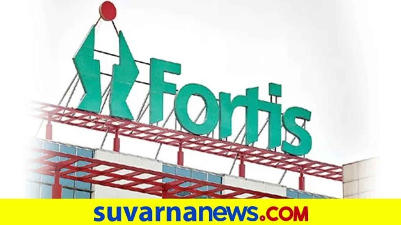 ಪುರುಷನ ಹೊಟ್ಟೆಯಲ್ಲಿ ಗರ್ಭ ಇದೆ ಎಂದ ಫೋರ್ಟಿಸ್ ಭಾರೀ ದಂಡ ಪುರುಷನ ಹೊಟ್ಟೆಯಲ್ಲಿ ಗರ್ಭ ಇದೆ ಎಂದ ಫೋರ್ಟಿಸ್ ಭಾರೀ ದಂಡ