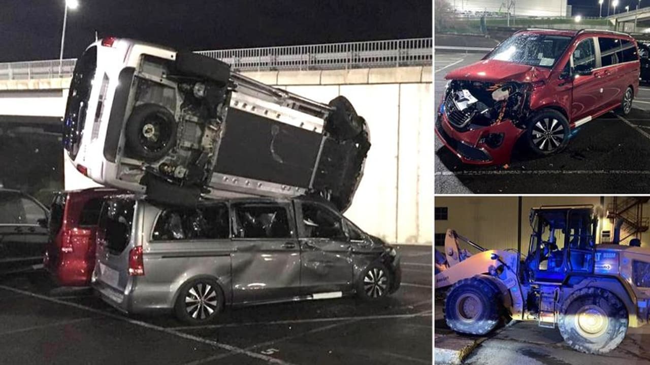 പിരിച്ചുവിട്ടു; മുതലാളിയുടെ 50 ബെൻസുകൾ ജെസിബി കൊണ്ട് തകര്ത്ത് തൊഴിലാളിയുടെ പ്രതികാരം! പിരിച്ചുവിട്ടു; മുതലാളിയുടെ 50 ബെൻസുകൾ ജെസിബി കൊണ്ട് തകര്ത്ത് തൊഴിലാളിയുടെ പ്രതികാരം!