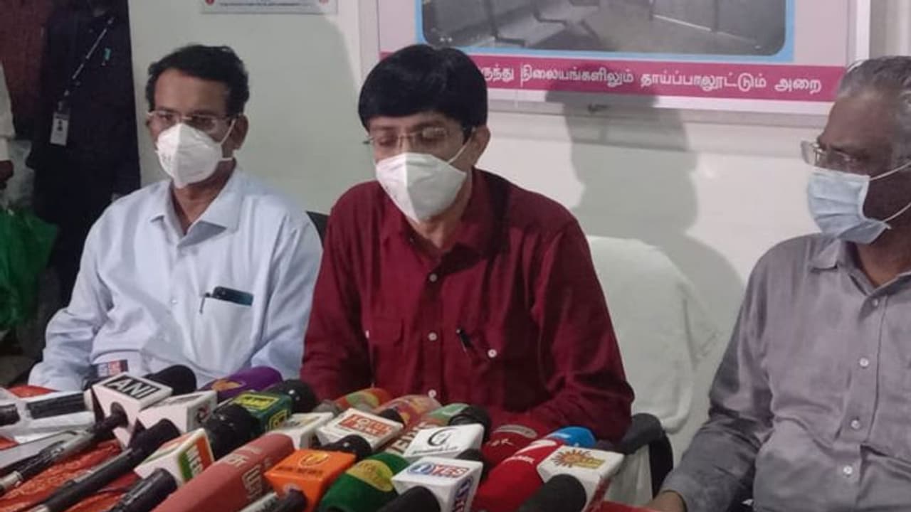 அடிதூள்.. தமிழகத்தில் கொரோனா தொற்றின் வேகம் குறைந்தது.. சுகாதாரத்துறை செயலளர் அதிரடி சரவெடி. அடிதூள்.. தமிழகத்தில் கொரோனா தொற்றின் வேகம் குறைந்தது.. சுகாதாரத்துறை செயலளர் அதிரடி சரவெடி.