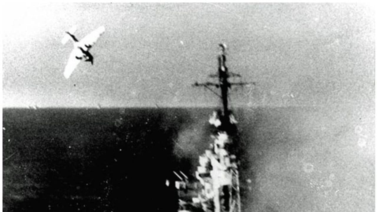 സ്ഫോടകവസ്തുക്കൾ നിറച്ച പോർവിമാനങ്ങൾ ഇടിച്ചിറക്കി ശത്രുക്കപ്പലുകൾ മുക്കുന്ന ജപ്പാന്റെ കാമികാസേ എന്ന ചാവേർ സംഘം