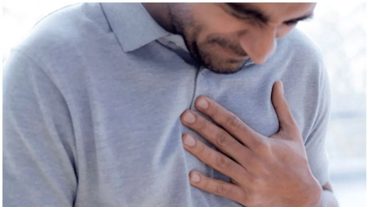 Cancer Symptoms : വിശപ്പില്ലായ്മ തൊട്ട് അസ്വസ്ഥതകള്; അറിയാം ആമാശയത്തിലെ ക്യാൻസറിന്റെ ലക്ഷണങ്ങള് Cancer Symptoms : വിശപ്പില്ലായ്മ തൊട്ട് അസ്വസ്ഥതകള്; അറിയാം ആമാശയത്തിലെ ക്യാൻസറിന്റെ ലക്ഷണങ്ങള്