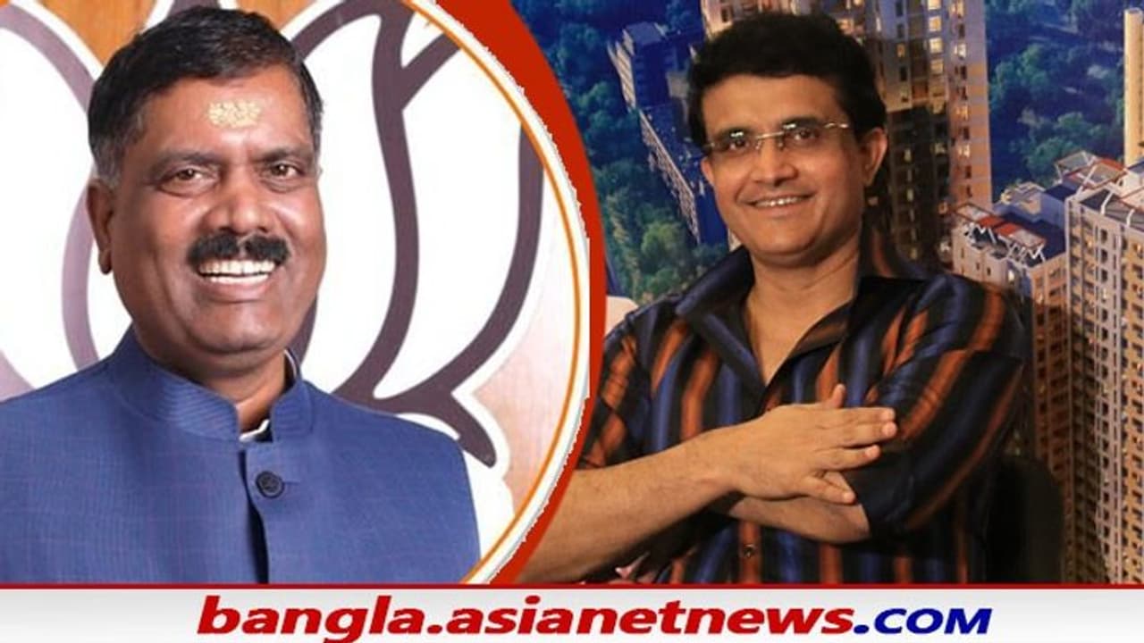 আজ মহারাজের ছুটি, 'সৌরভ দলে এলে পালক পাগড়ি দিয়ে স্বাগত জানাব', বললেন মেনন আজ মহারাজের ছুটি, 'সৌরভ দলে এলে পালক পাগড়ি দিয়ে স্বাগত জানাব', বললেন মেনন