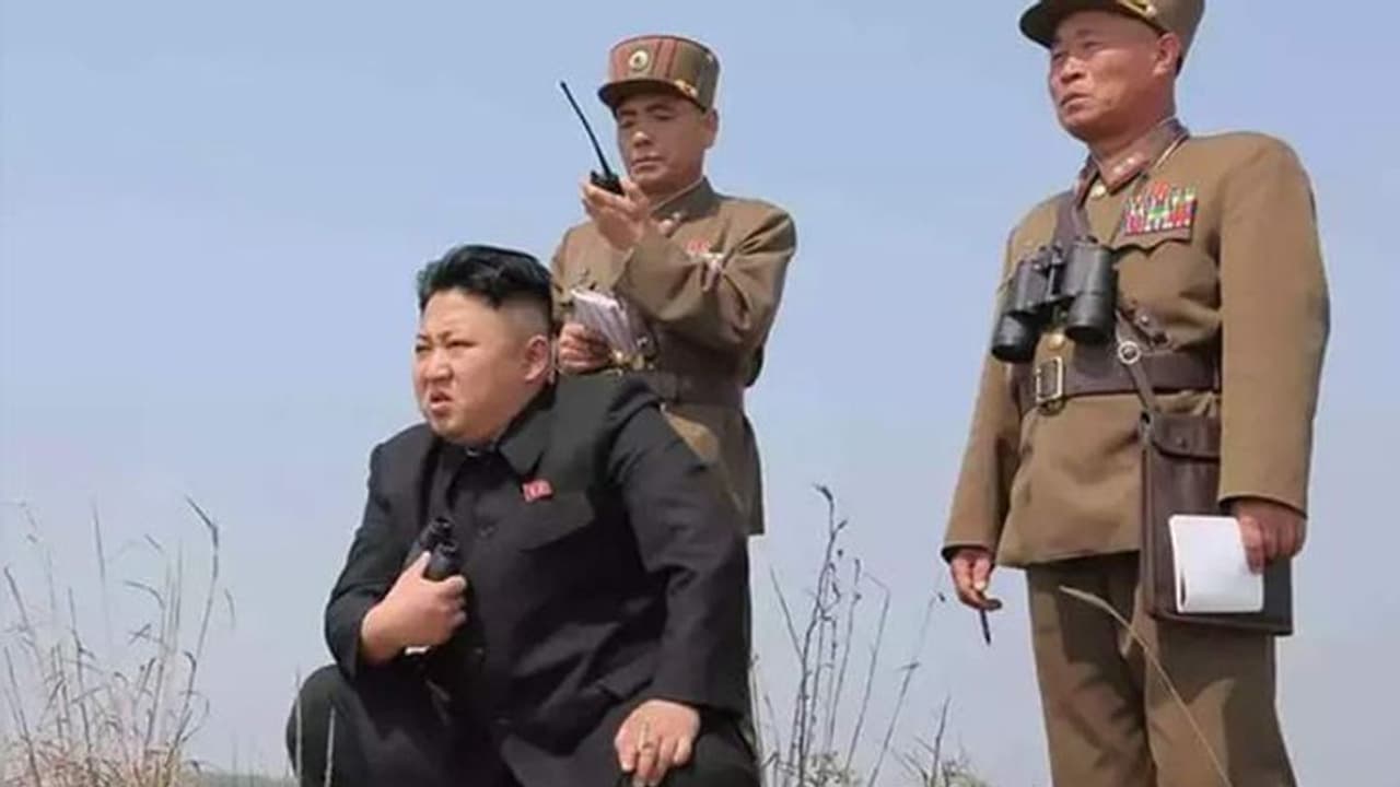 ആര് ഭരിച്ചാലും അമേരിക്ക തന്നെയാണ് ഏറ്റവും വലിയ ശത്രുവെന്ന് കിം ജോംഗ് ഉൻ ആര് ഭരിച്ചാലും അമേരിക്ക തന്നെയാണ് ഏറ്റവും വലിയ ശത്രുവെന്ന് കിം ജോംഗ് ഉൻ