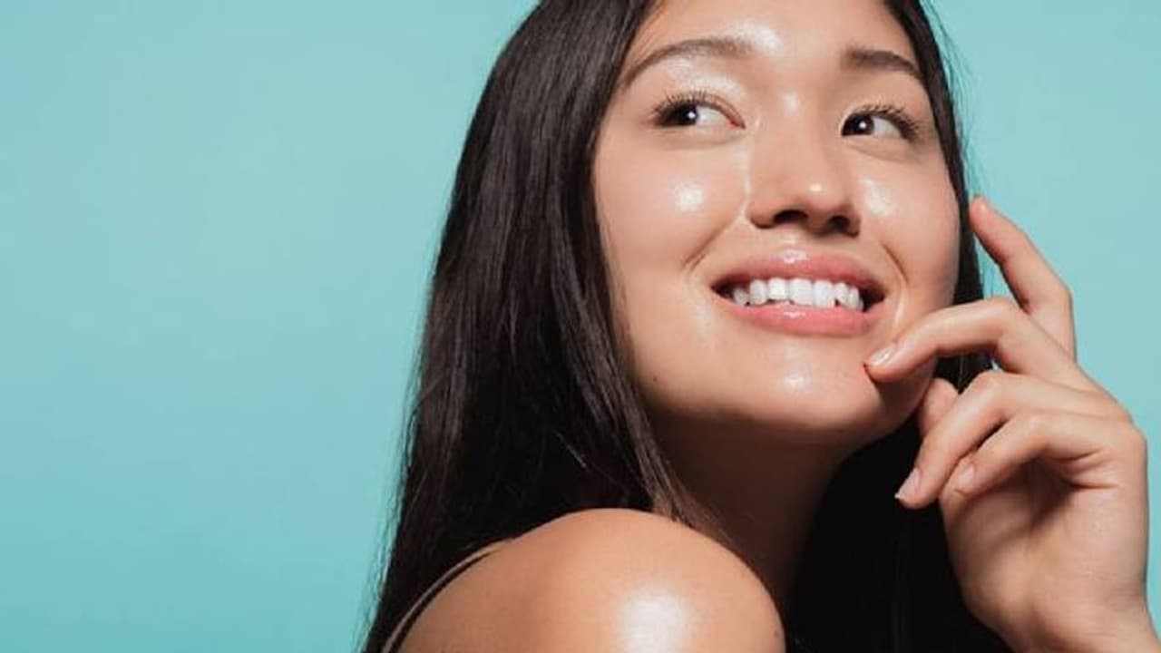 ചര്മ്മത്തിന്റെ ആരോഗ്യത്തിന് കഴിക്കാം ഈ ഭക്ഷണങ്ങള്... ചര്മ്മത്തിന്റെ ആരോഗ്യത്തിന് കഴിക്കാം ഈ ഭക്ഷണങ്ങള്...