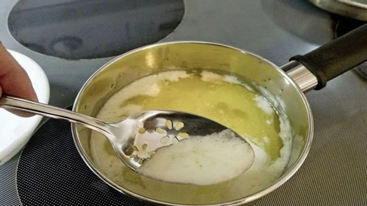 খালি পেটে এক চামচ দেশি ঘি, মিলবে পাঁচটি আশ্চর্য সুফল 