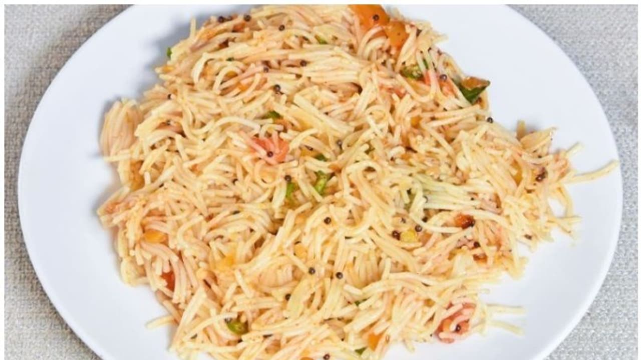 സേമിയ ഉപ്പുമാവ് ഇങ്ങനെ ഉണ്ടാക്കി നോക്കൂ...