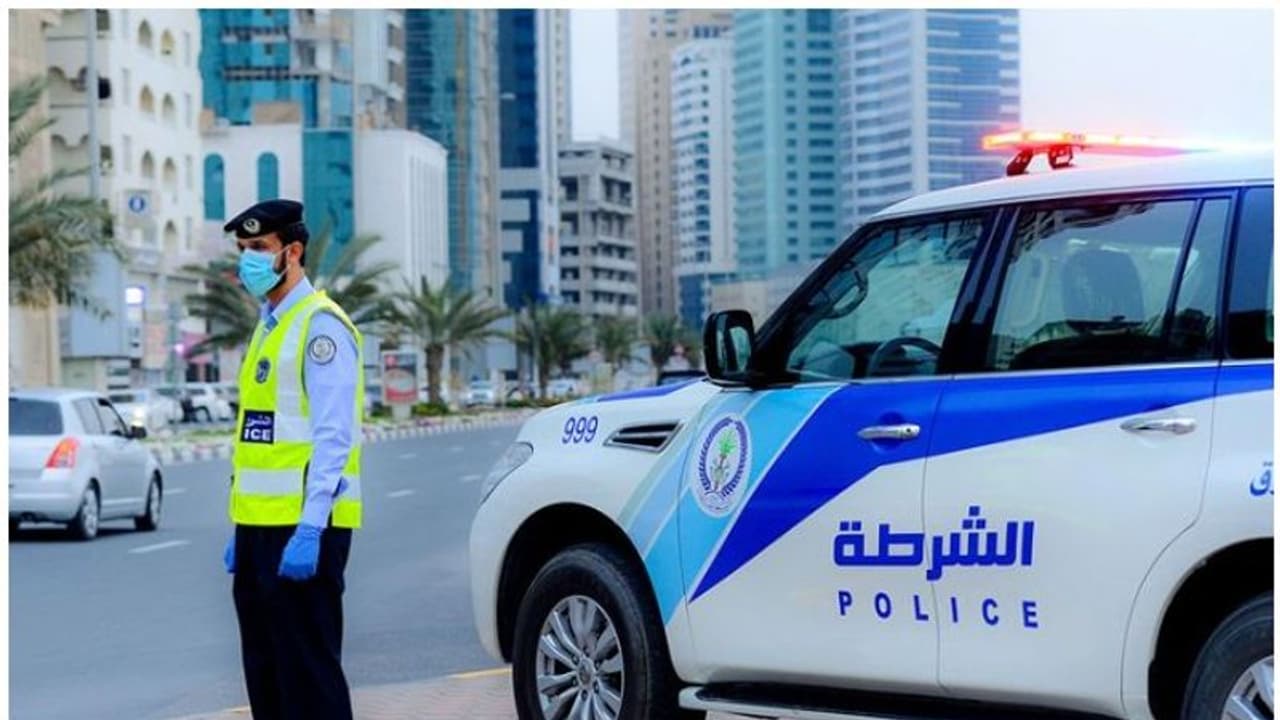 യുഎഇയില് പെണ്കുട്ടിയെ തട്ടിക്കൊണ്ടു പോയെന്ന് അഭ്യൂഹം; വ്യാപക തെരച്ചിലിനൊടുവില് കുട്ടിയെ കണ്ടെത്തി പൊലീസ് യുഎഇയില് പെണ്കുട്ടിയെ തട്ടിക്കൊണ്ടു പോയെന്ന് അഭ്യൂഹം; വ്യാപക തെരച്ചിലിനൊടുവില് കുട്ടിയെ കണ്ടെത്തി പൊലീസ്