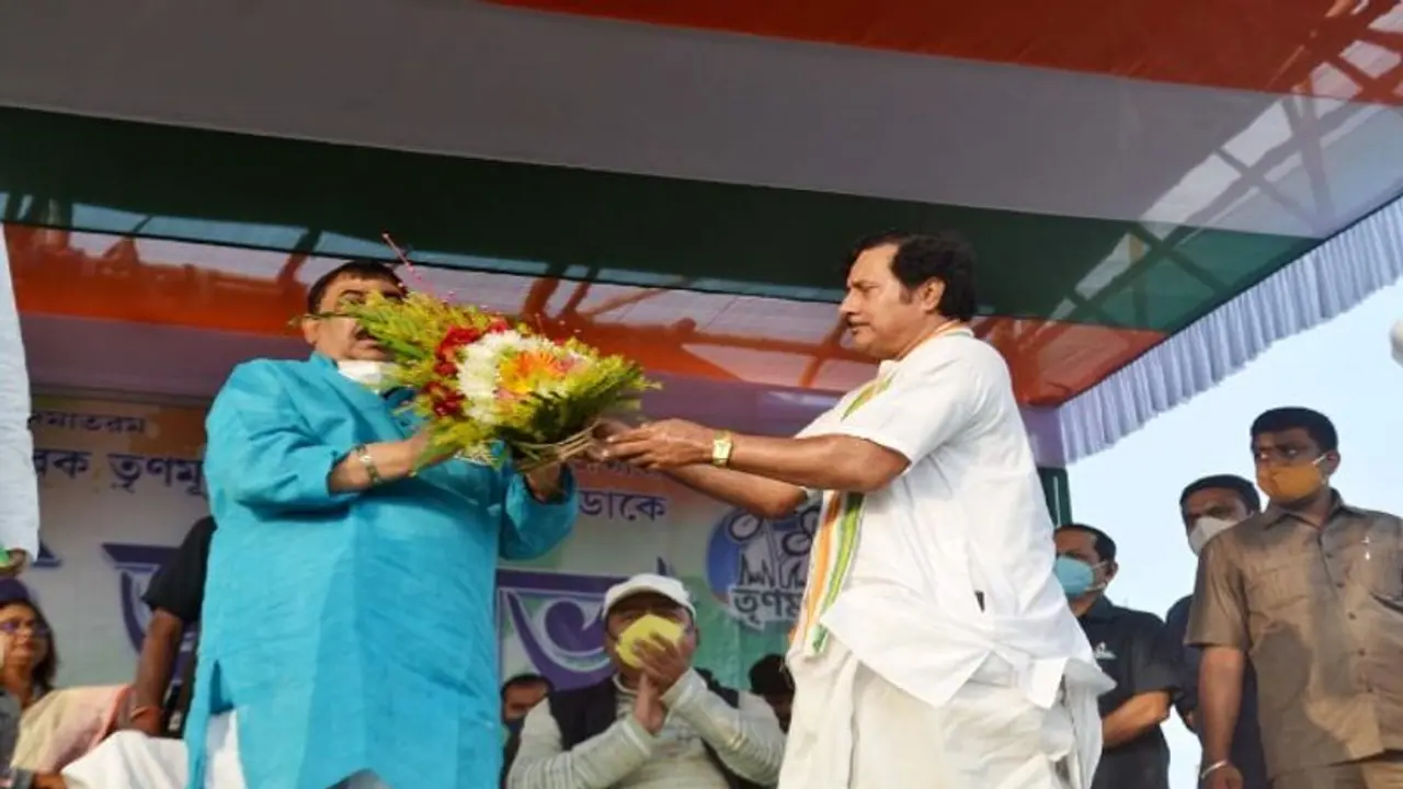 নানুরে কি এবারও অঘটন, লাভ ক্ষতির অঙ্ক কষছে তৃণমূল বিজেপি নানুরে কি এবারও অঘটন, লাভ ক্ষতির অঙ্ক কষছে তৃণমূল বিজেপি