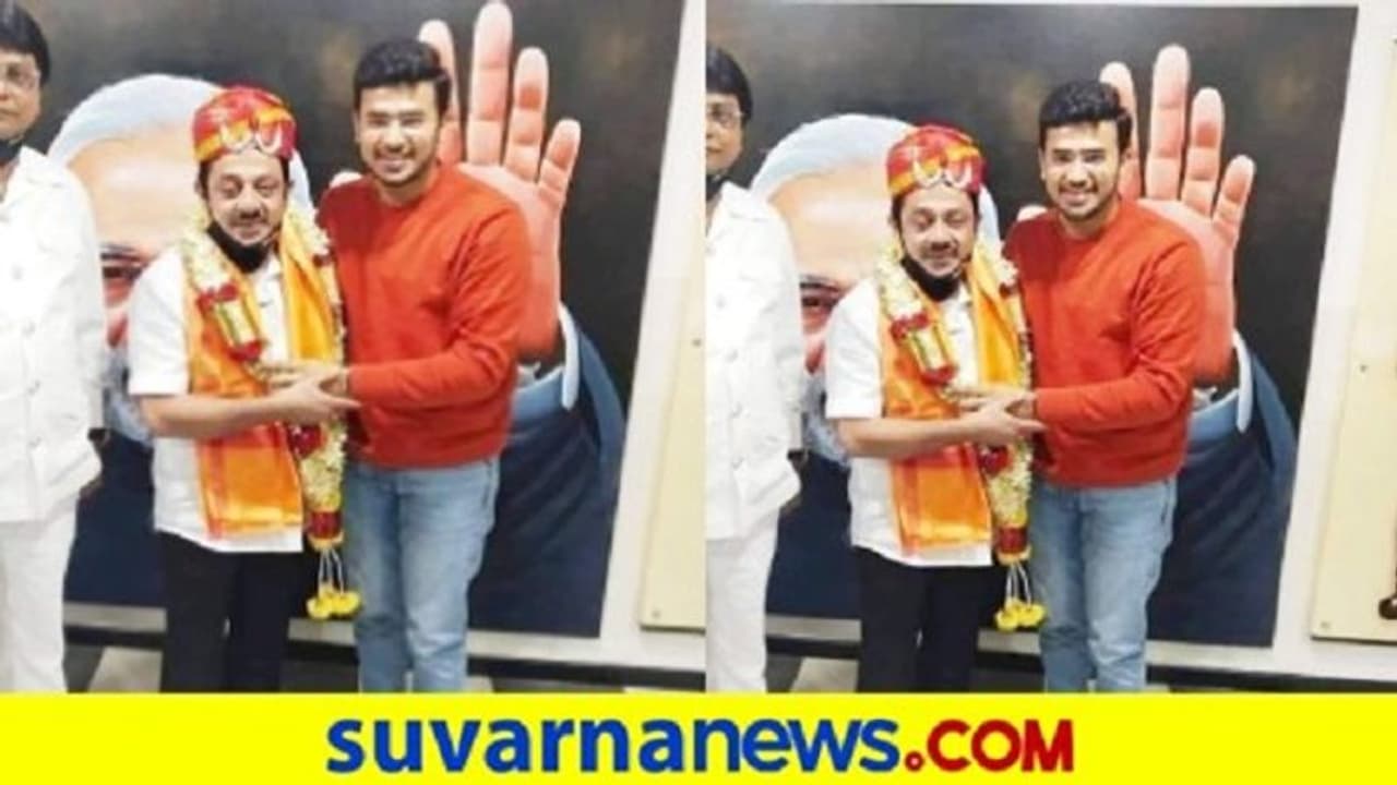 ತೇಜಸ್ವಿ ಜತೆಗೆ ಜಮೀರ್‌.. ಹೆಗಲ ಮೇಲೆ ಕೇಸರಿ ಶಾಲು...!