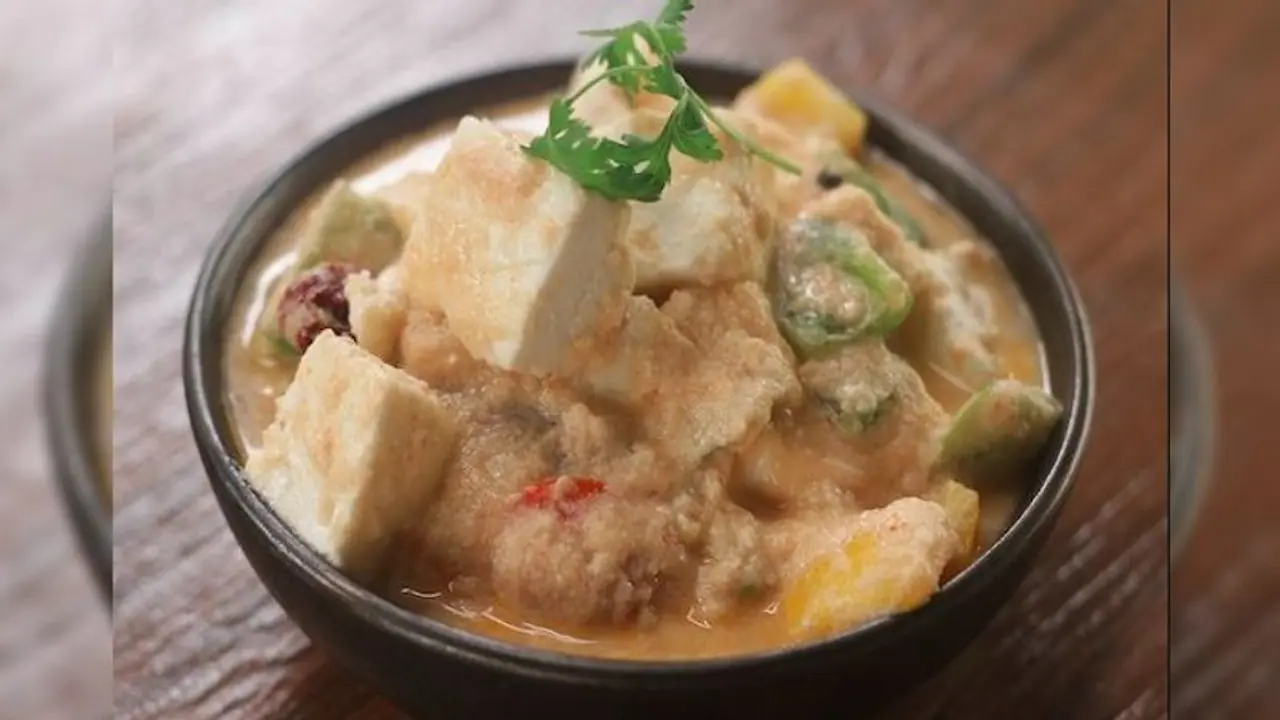 আর একঘেয়ে চিকেন রেজালা নয়, এবারে ট্রাই করে দেখুন লোভনীয় পনির রেজালা আর একঘেয়ে চিকেন রেজালা নয়, এবারে ট্রাই করে দেখুন লোভনীয় পনির রেজালা