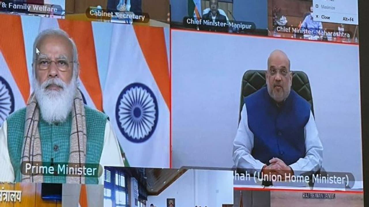 കൊവിഡ് വാക്സീനുകൾ കേന്ദ്രം നൽകും, മൂന്ന് കോടി മുന്നണി പോരാളികൾക്ക് ആദ്യം: സുരക്ഷിതമെന്നും പ്രധാനമന്ത്രി കൊവിഡ് വാക്സീനുകൾ കേന്ദ്രം നൽകും, മൂന്ന് കോടി മുന്നണി പോരാളികൾക്ക് ആദ്യം: സുരക്ഷിതമെന്നും പ്രധാനമന്ത്രി