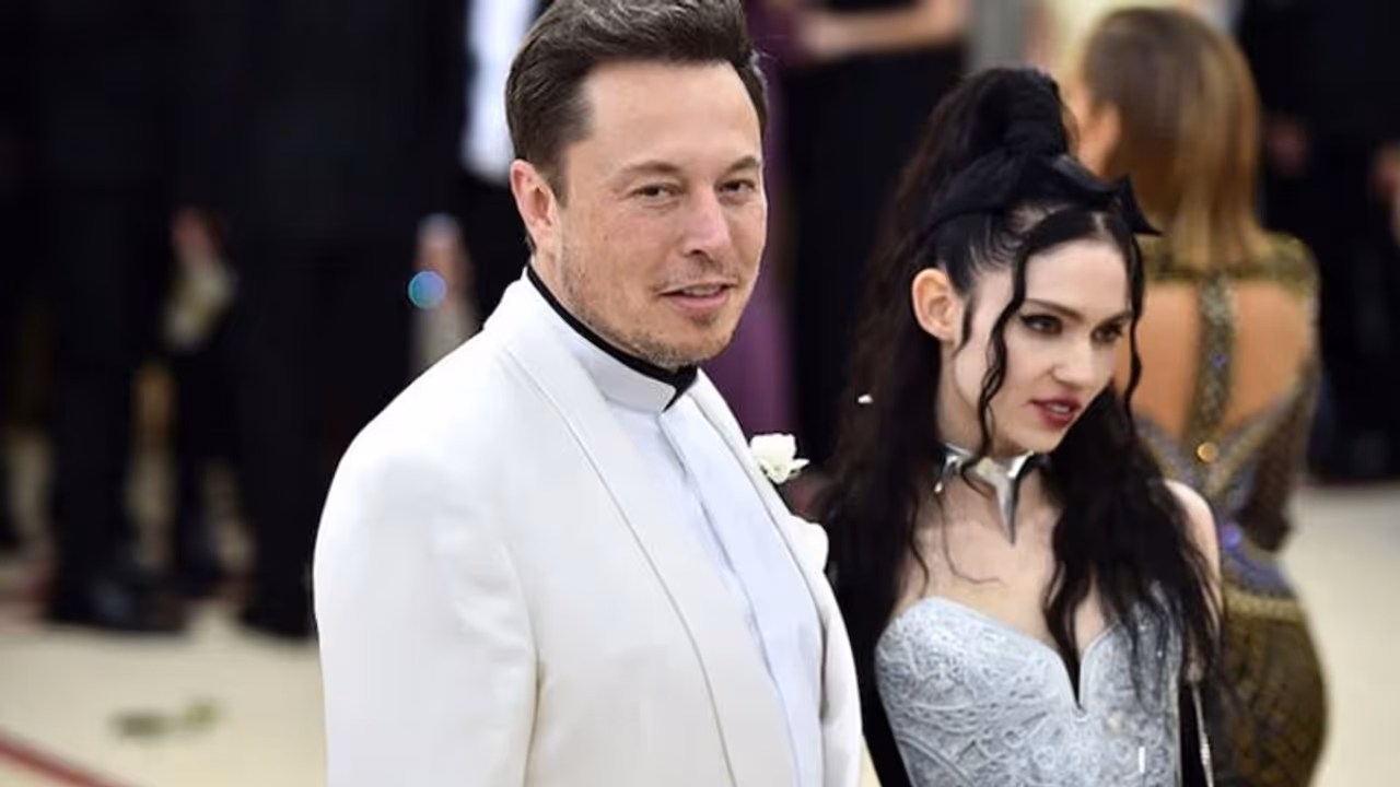 ప్రపంచంలోని అత్యంత ధనవంతుడైన టెస్లా సిఈఓ గురీంచి 10 ఆసక్తికరమైన విషయాలు..అవేంటో తెలుసుకోండి.. ప్రపంచంలోని అత్యంత ధనవంతుడైన టెస్లా సిఈఓ గురీంచి 10 ఆసక్తికరమైన విషయాలు..అవేంటో తెలుసుకోండి..