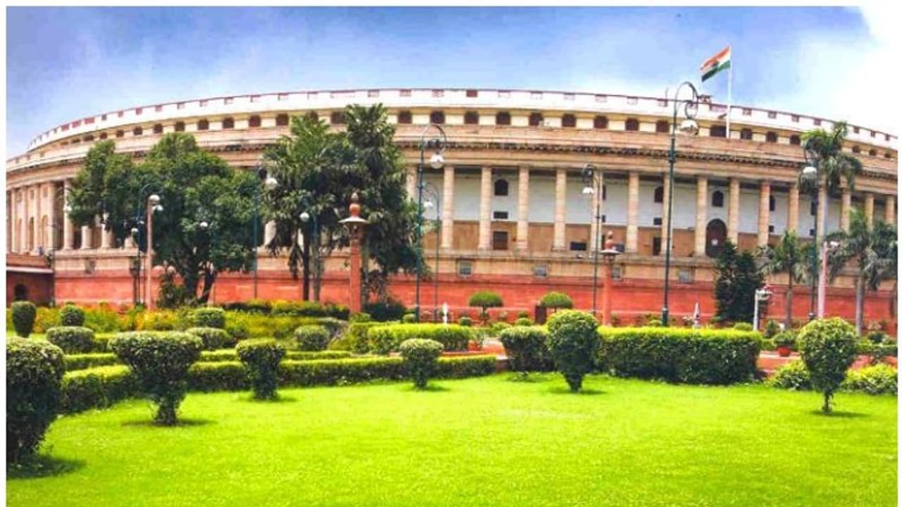 പാർലമെന്റ് അം​ഗത്തോടൊപ്പം ഒരു വർഷം പ്രവർത്തിക്കാൻ താത്പര്യമുണ്ടോ? ലാംപ് പദ്ധതിയിലേക്ക് അപേക്ഷിക്കാം