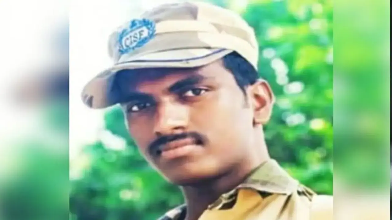 जवान ने खुद को AK 47 से उड़ाया, शादी की मेहंदी लगने से पहले चुनी मौत..आंख बंद कर दिल में मारी 4 गोली जवान ने खुद को AK 47 से उड़ाया, शादी की मेहंदी लगने से पहले चुनी मौत..आंख बंद कर दिल में मारी 4 गोली