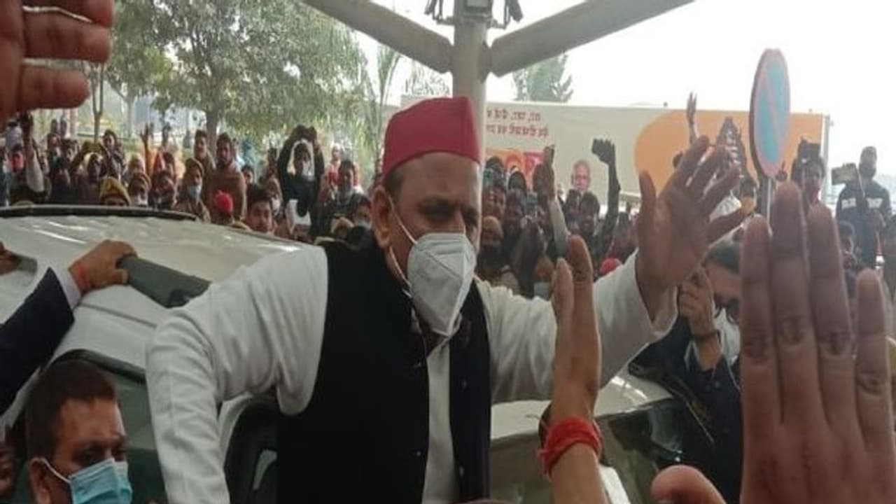 अखिलेश का दावा BJP से झूठी कोई पार्टी नहीं, कहा सुप्रीम कोर्ट की तो सुनें सरकार