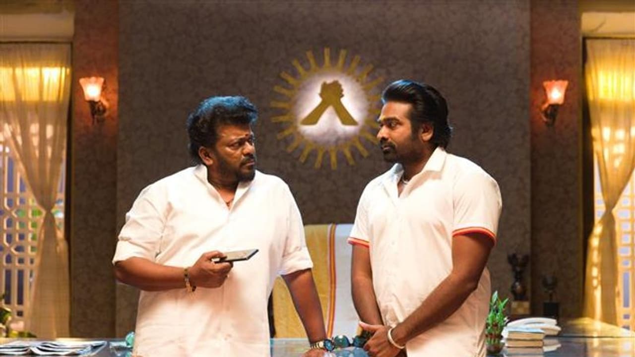 சீமானை சீண்டும் எண்ணம் இல்லை... “துக்ளக் தர்பார்” சர்ச்சை குறித்து பார்த்திபன் விளக்கம்...! சீமானை சீண்டும் எண்ணம் இல்லை... “துக்ளக் தர்பார்” சர்ச்சை குறித்து பார்த்திபன் விளக்கம்...!