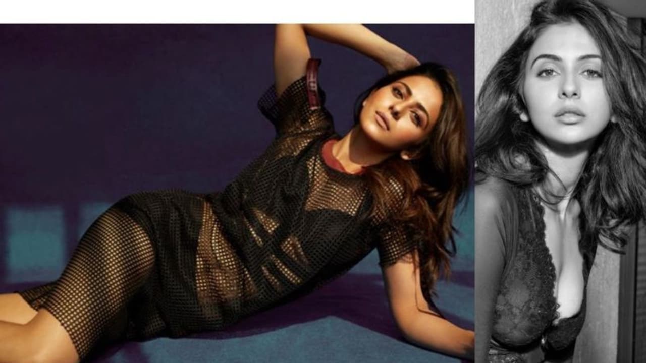 ఆ రెండూ చూస్తే ఆగలేను.. సీక్రెట్ బయటపెట్టిన రకుల్ ఆ రెండూ చూస్తే ఆగలేను.. సీక్రెట్ బయటపెట్టిన రకుల్