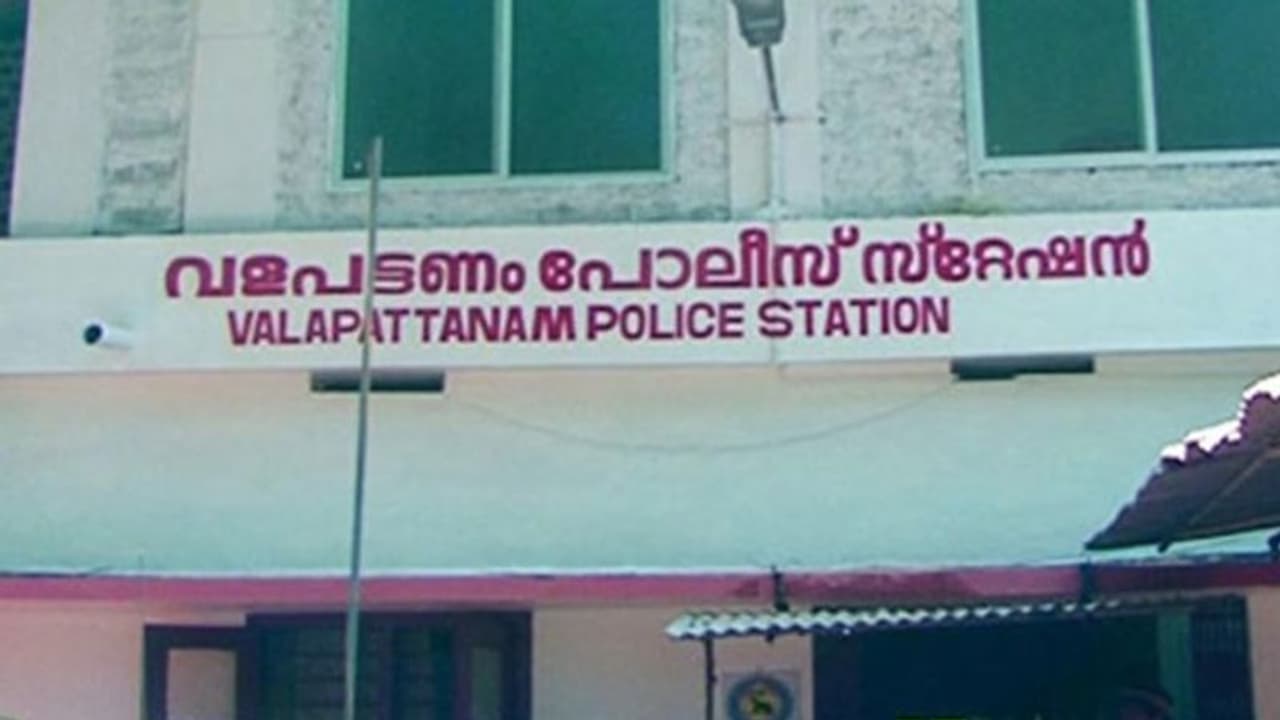 വളപട്ടണം ഐ.എസ് കേസ്: ശിക്ഷ നടപ്പാക്കുന്നത് സ്റ്റേ ചെയ്യണമെന്ന പ്രതികളുടെ ആവശ്യം ഹൈക്കോടതി തള്ളി