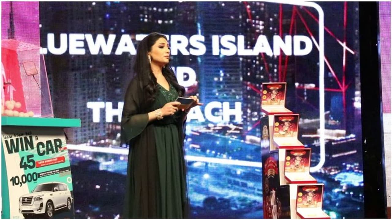 ദുബൈയിലെ നറുക്കെടുപ്പില് ലഭിച്ച സ്വര്ണസമ്മാനത്തില് പകുതിയും തൊഴില് നഷ്ടമായവര്ക്ക് നല്കി ഇന്ത്യക്കാരന് ദുബൈയിലെ നറുക്കെടുപ്പില് ലഭിച്ച സ്വര്ണസമ്മാനത്തില് പകുതിയും തൊഴില് നഷ്ടമായവര്ക്ക് നല്കി ഇന്ത്യക്കാരന്