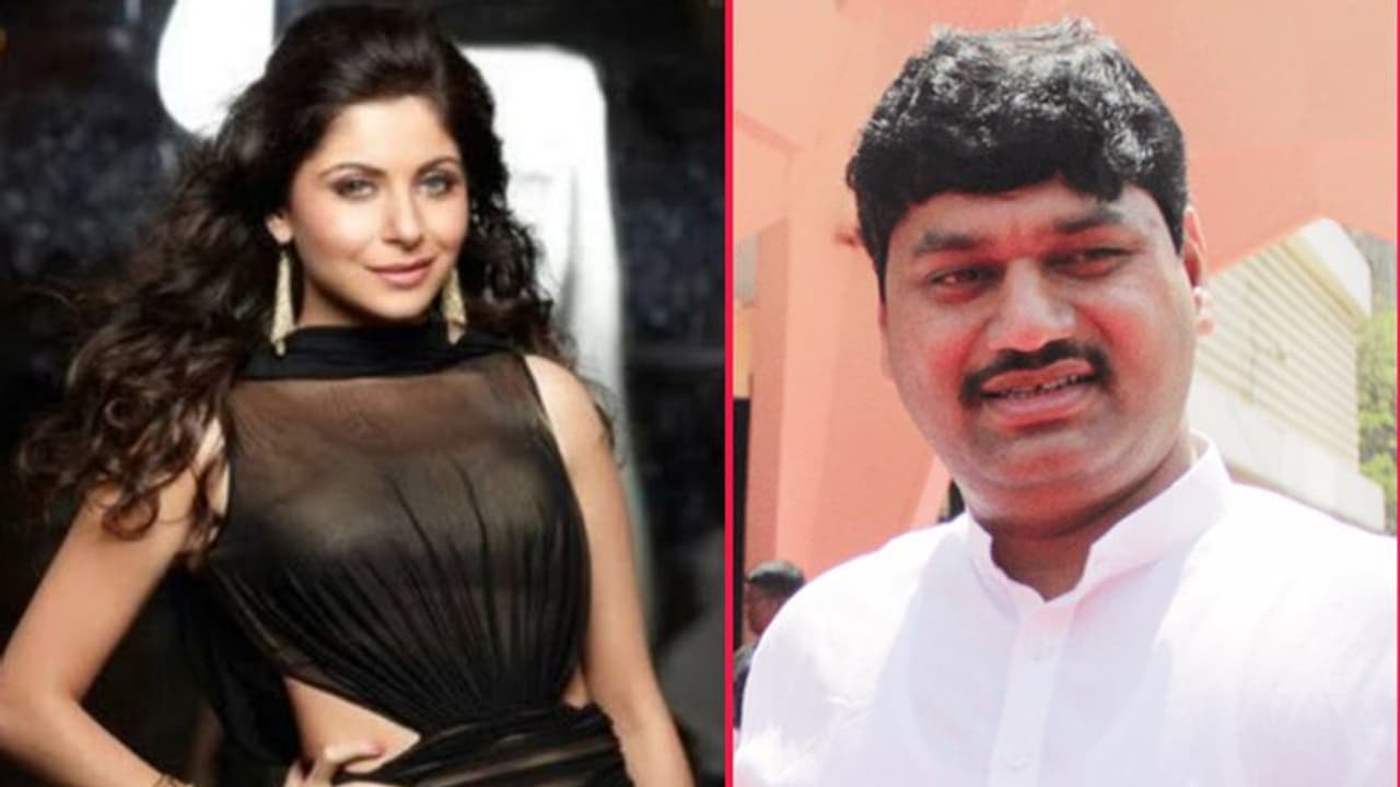 మంత్రిపై అత్యాచారం కేసు.. వెనక్కి తగ్గిన మహిళ మంత్రిపై అత్యాచారం కేసు.. వెనక్కి తగ్గిన మహిళ