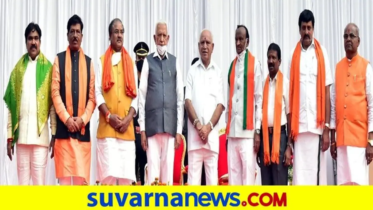 ನೂತನ ಸಚಿವರಿಗೆ ಖಾತೆ ಬಹುತೇಕ ಫೈನಲ್: ಯಾರಿಗೆ ಯಾವ ಖಾತೆ? ನೂತನ ಸಚಿವರಿಗೆ ಖಾತೆ ಬಹುತೇಕ ಫೈನಲ್: ಯಾರಿಗೆ ಯಾವ ಖಾತೆ?