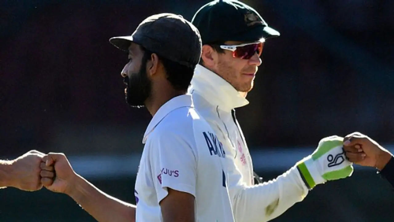 ഓരോ താരത്തിനും കയ്യടി; മത്സരശേഷം വികാരാധീനനായി രഹാനെ ഓരോ താരത്തിനും കയ്യടി; മത്സരശേഷം വികാരാധീനനായി രഹാനെ