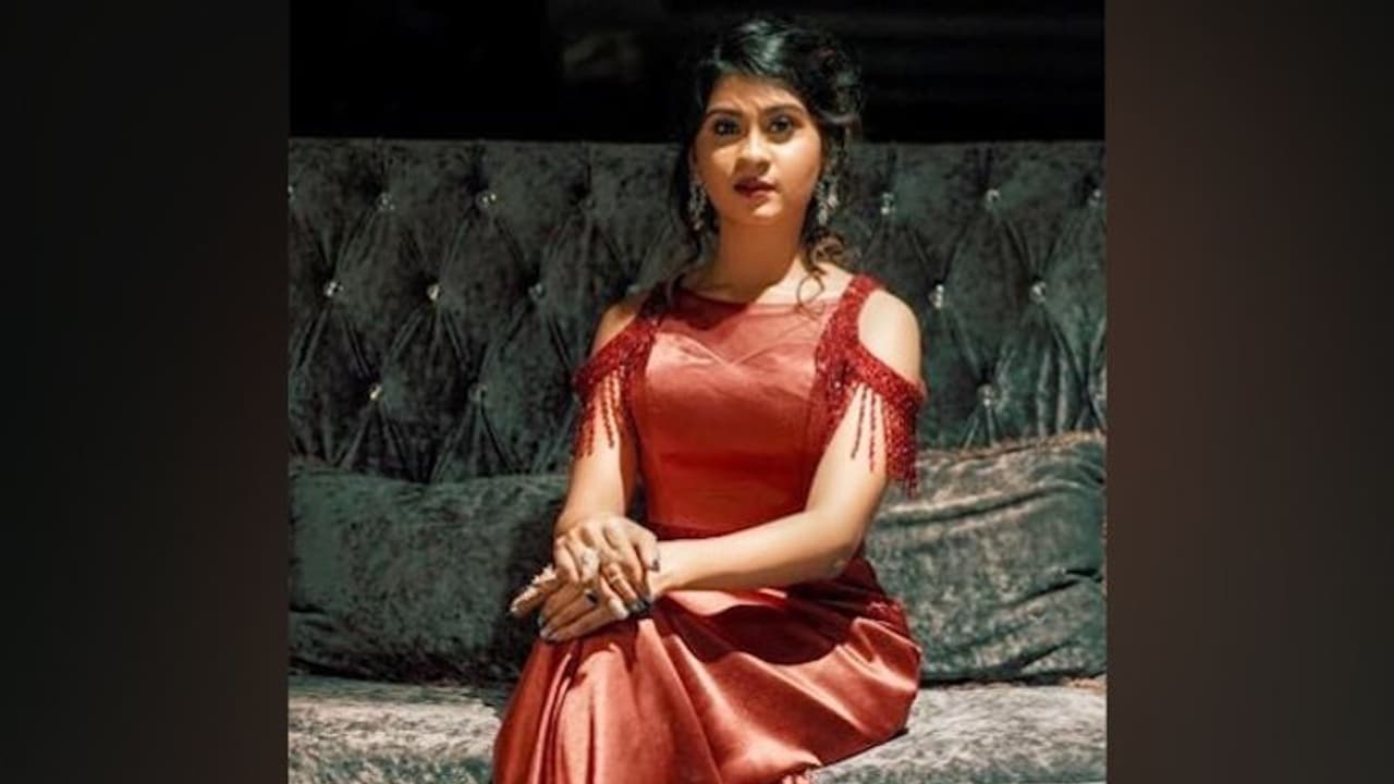 Here's popular singer performer Nithyashree's rendition on Maara's melodious track, Oru Arai Unathu Here's popular singer performer Nithyashree's rendition on Maara's melodious track, Oru Arai Unathu