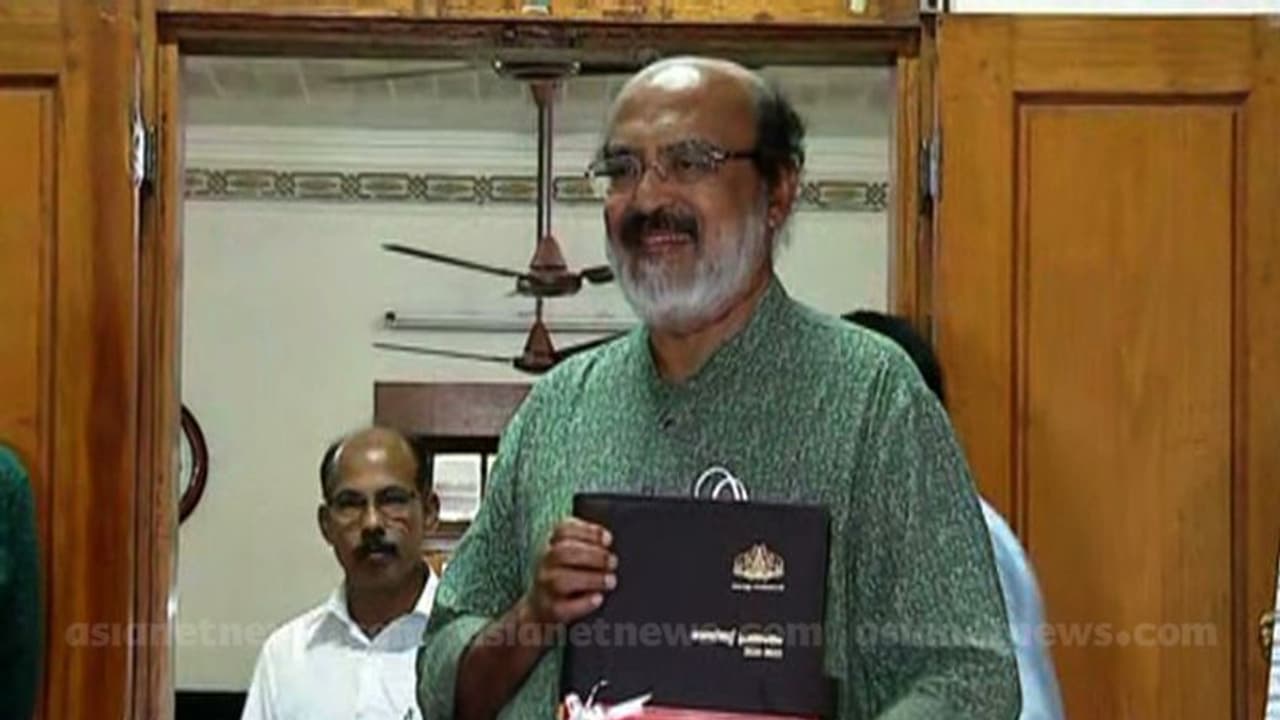 1000 അധ്യാപക തസ്തിക ഉടൻ; സർവ്വകലാശാല നവീകരണത്തിന് 2000 കോടി 1000 അധ്യാപക തസ്തിക ഉടൻ; സർവ്വകലാശാല നവീകരണത്തിന് 2000 കോടി