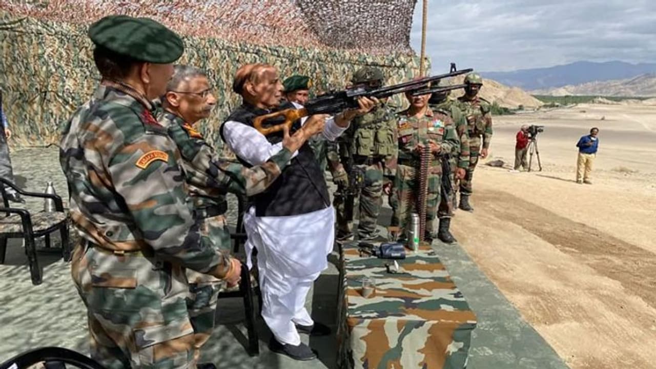 ಮೂರೂ ಸೇನೆಯ ಪಡೆ ಕಾರವಾರದಲ್ಲಿ ಸ್ಥಾಪನೆ! ಮೂರೂ ಸೇನೆಯ ಪಡೆ ಕಾರವಾರದಲ್ಲಿ ಸ್ಥಾಪನೆ!