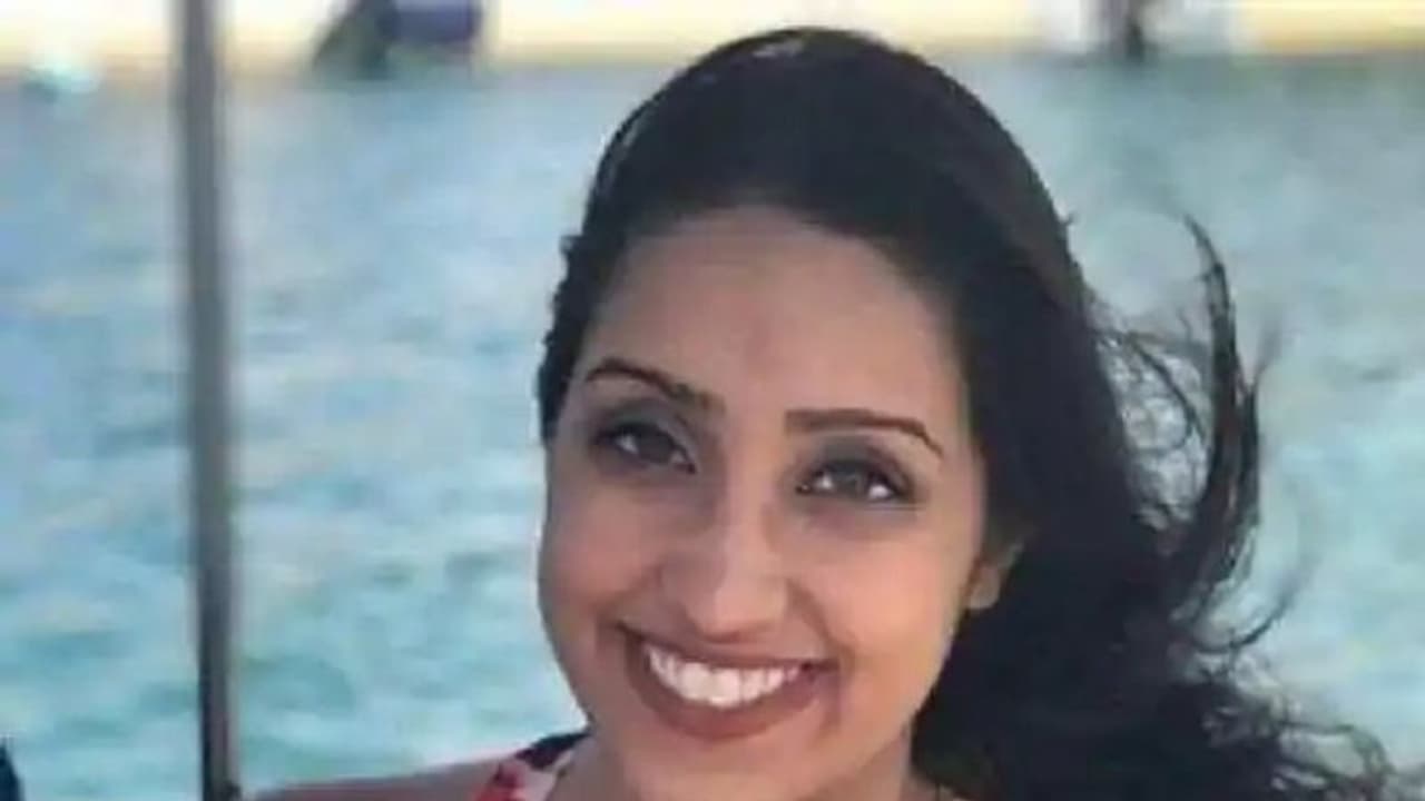 యూఎస్ ఫస్ట్ లేడీ టీంలో భారతీయురాలు ! యూఎస్ ఫస్ట్ లేడీ టీంలో భారతీయురాలు !