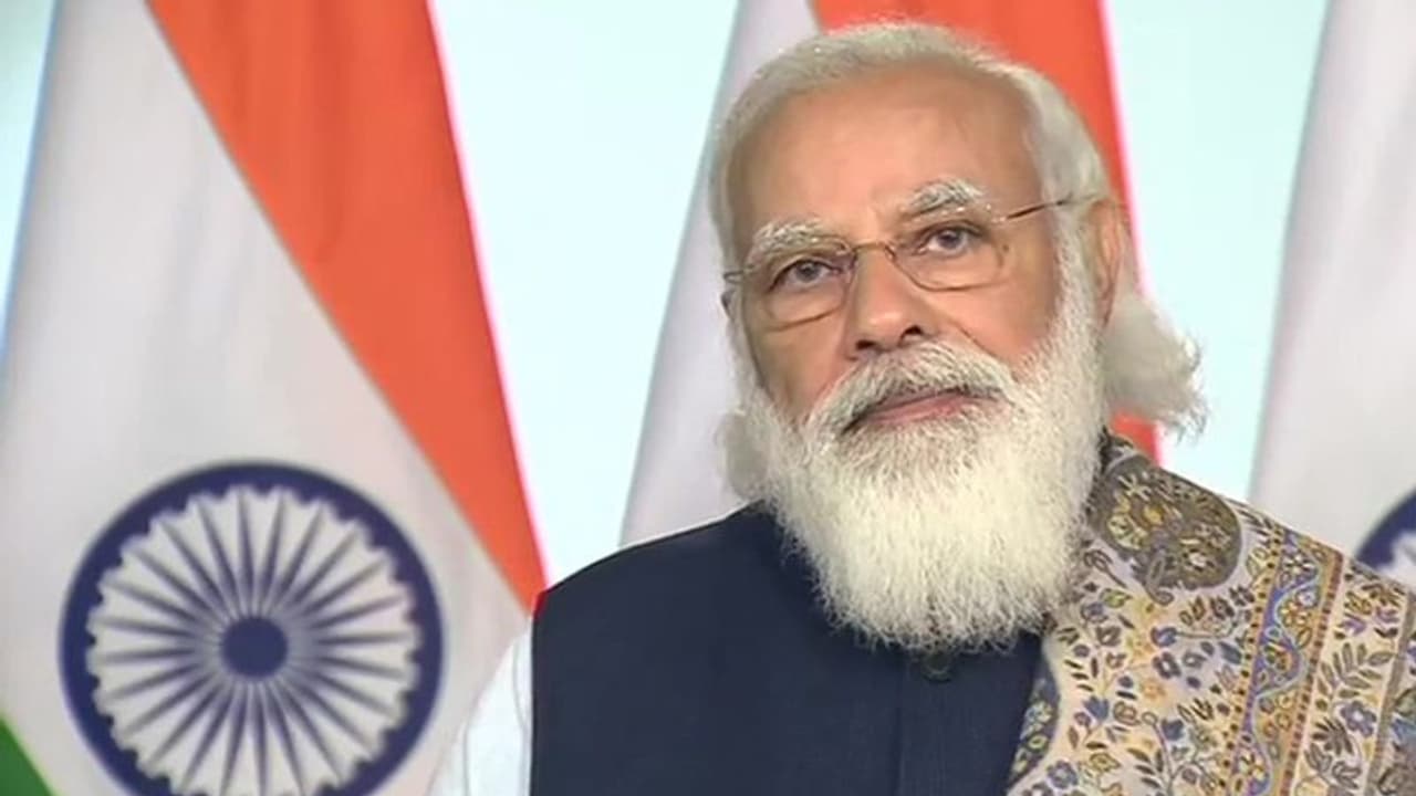 'গুজবে কান দেবেন না দ্বিতীয় ডোজ নিতে ভুলবেন না', দেশবাসীকে সতর্ক করলেন মোদী 'গুজবে কান দেবেন না দ্বিতীয় ডোজ নিতে ভুলবেন না', দেশবাসীকে সতর্ক করলেন মোদী