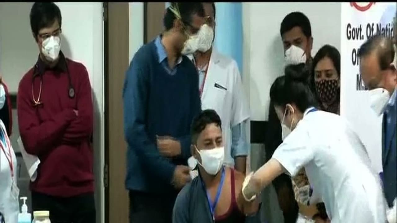 భారత్ బయోటెక్ వాక్సిన్ తీసుకోవాలంటే అంగీకార పత్రం మీద సంతకం కంపల్సరీ భారత్ బయోటెక్ వాక్సిన్ తీసుకోవాలంటే అంగీకార పత్రం మీద సంతకం కంపల్సరీ