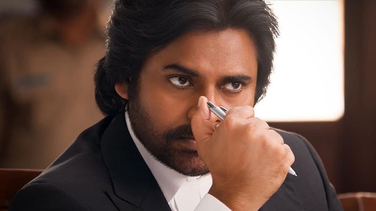 ఇంకో సినిమా కమిటైన పవన్ కళ్యాణ్ ఇంకో సినిమా కమిటైన పవన్ కళ్యాణ్