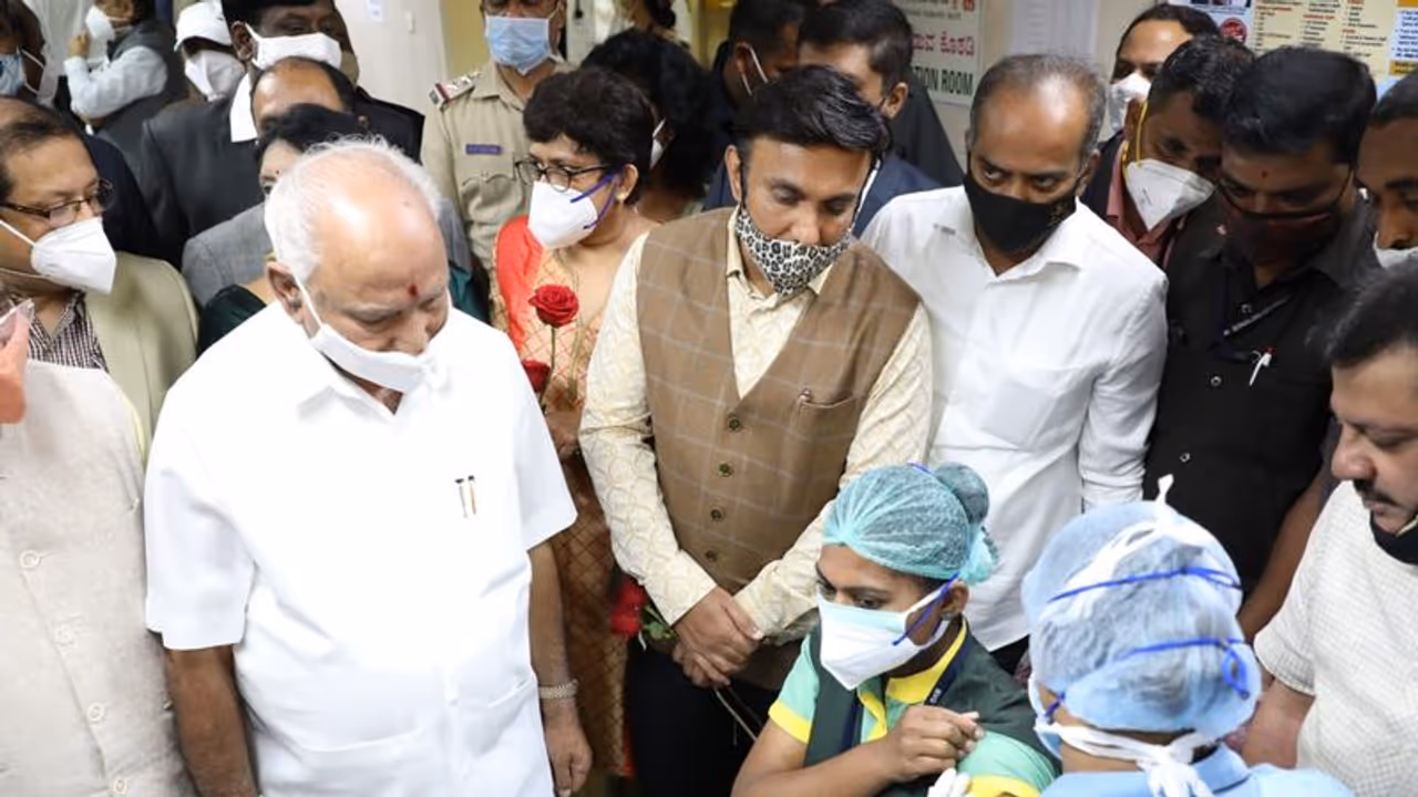 Bengaluru achieves better than state average, records 65% vaccination target on day one Bengaluru achieves better than state average, records 65% vaccination target on day one