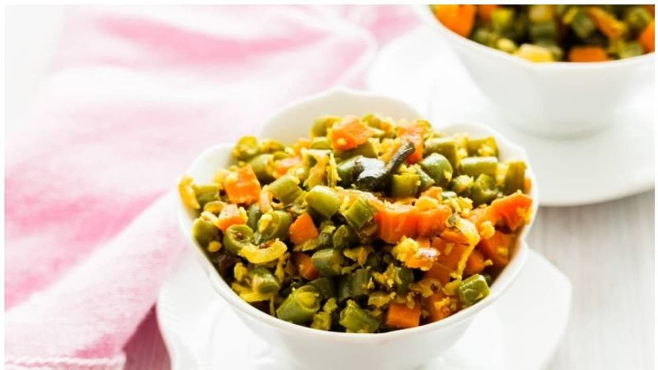 ബീൻസ് കാരറ്റ് തോരൻ ഇങ്ങനെ ഉണ്ടാക്കി നോക്കൂ... ബീൻസ് കാരറ്റ് തോരൻ ഇങ്ങനെ ഉണ്ടാക്കി നോക്കൂ...